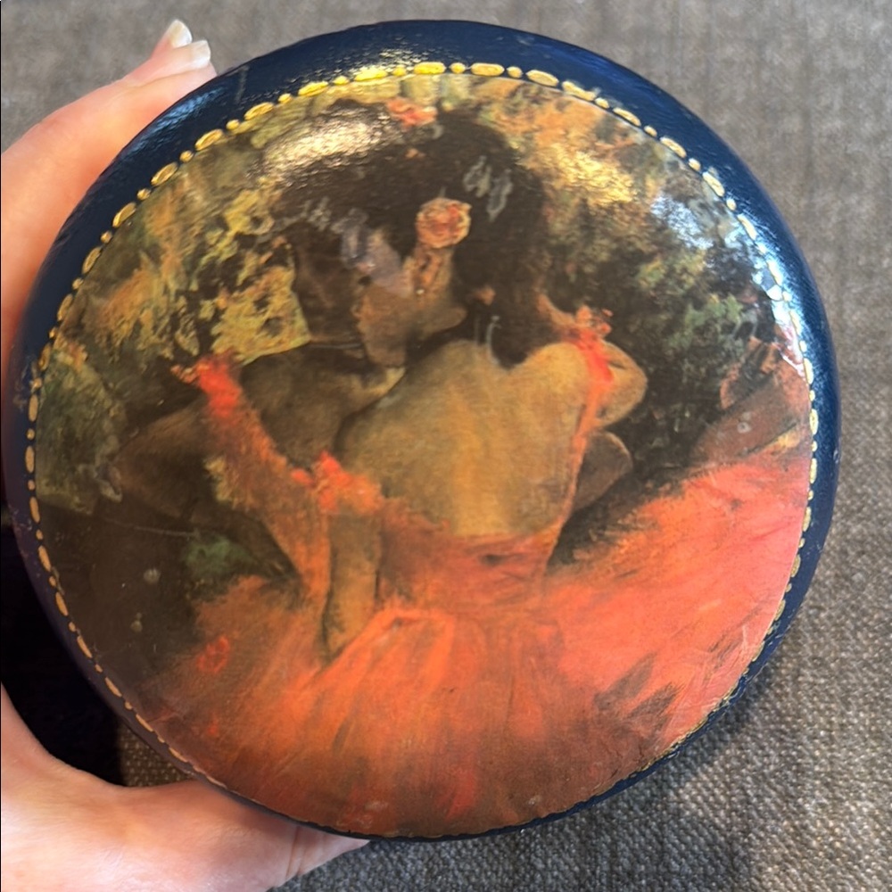 Round Decorative Box with Dancer Design